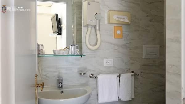 Hotel Splendid Mare Laigueglia Eksteriør bilde